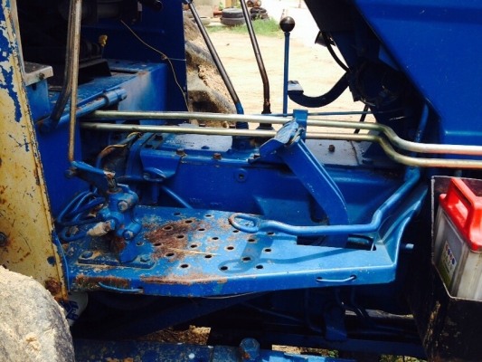 รถไถ Ford New Holland 6640