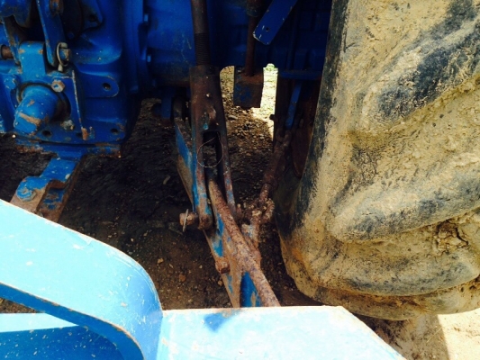 รถไถ Ford New Holland 6640