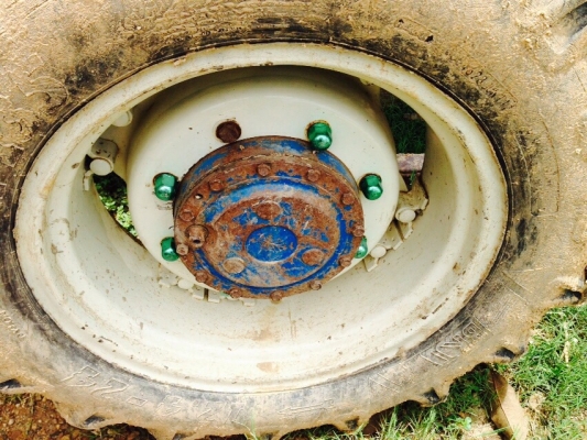 รถไถ Ford New Holland 6640