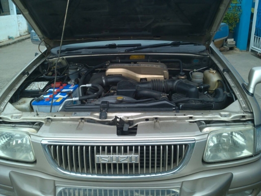 ขายรถISUZU GRAND ADVENTURE 3.0 สวยมาก สภาพป้ายแดงใช้น้อย รักษาดี อุปรกณ์ใช้ได้ครบหมด ไม่ต้องซ่อม