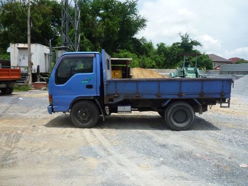 4 ล้อใหญ่ เครื่องดี คัชซีสวย เอกสารพร้อม