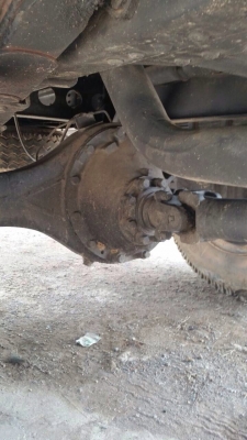 ขายรถหกล้อติดเครน ISUZU ROCKY FTR32LR รถห้าง เครื่อง 195 แรง เครน Unic 3 ตัน