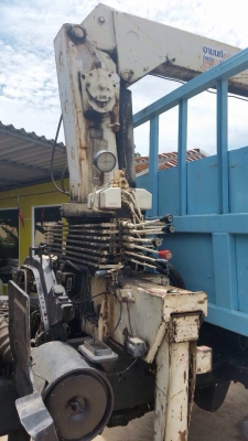 ขายรถหกล้อติดเครน ISUZU ROCKY FTR32LR รถห้าง เครื่อง 195 แรง เครน Unic 3 ตัน