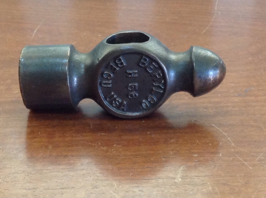 ขายหัวค้อนบลอนทองเหลือง VINTAGE BERYLCO H56 ขนาด  21 OZ ทำจากทองเหลือง ไม่เกิดประกายไฟเวลาตอก ,แม่เหล็กไม่ดูด