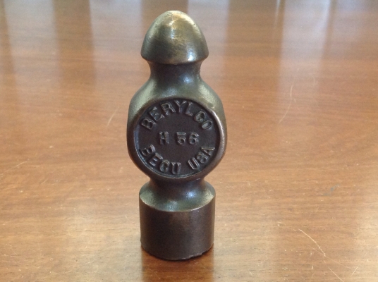 ขายหัวค้อนบลอนทองเหลือง VINTAGE BERYLCO H56 ขนาด  21 OZ ทำจากทองเหลือง ไม่เกิดประกายไฟเวลาตอก ,แม่เหล็กไม่ดูด