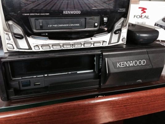 เครื่องเสียง KENWOOD DPX-4000 พร้อมที่ใส่ CD 5 แผ่น เครื่องเสียง KENWOOD DPX-4000 พร้อมที่ใส่ CD 5 แผ่น