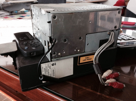 เครื่องเสียง KENWOOD DPX-4000 พร้อมที่ใส่ CD 5 แผ่น เครื่องเสียง KENWOOD DPX-4000 พร้อมที่ใส่ CD 5 แผ่น