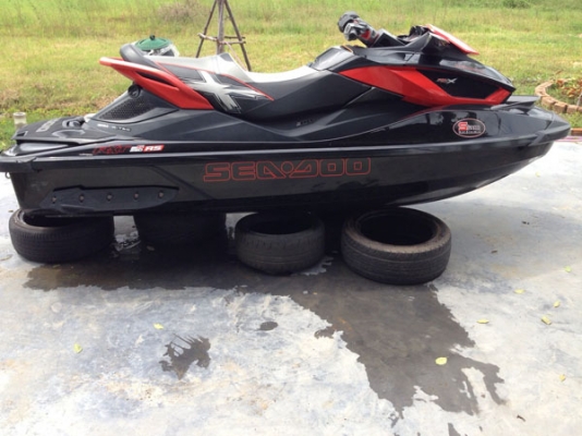 SEADOO RXT260XAS 2011 เจ๊ตสกีศูนย์ SEADOO RXT260XAS 2011 เจ๊ตสกีศูนย์