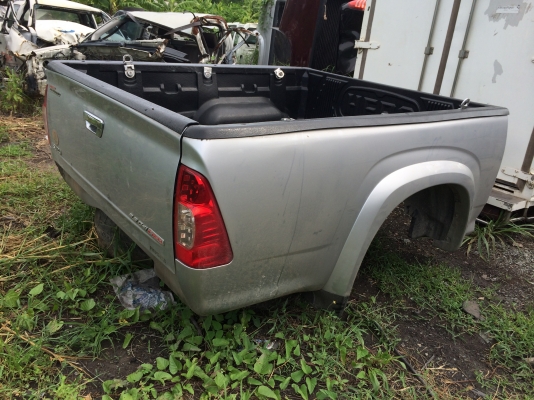 ขายกระบะ IZUSU D-MAX แคป สีเทา รุ่น ซูปเปอร์แพทตินั่ม ตัวไฮแลนเดอร์