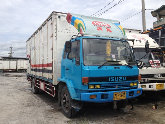 ขาย 6 ล้อตู้ ROCKY195 ตู้ยาว 7.20 เมตร