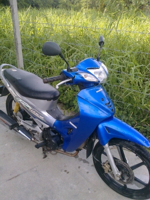 ขายเวฟ 125 ปี49 ล้อแม็กรถบ้านเครื่องเดิมๆ