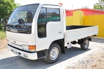 ยี่ห้อ   NISSAn นิสสัน
