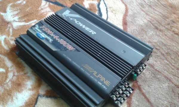 ขายแอมป์ Alpine V-power MRP-F320 (5ch) ใช้ได้ปกติขายถูกๆ1800.-
