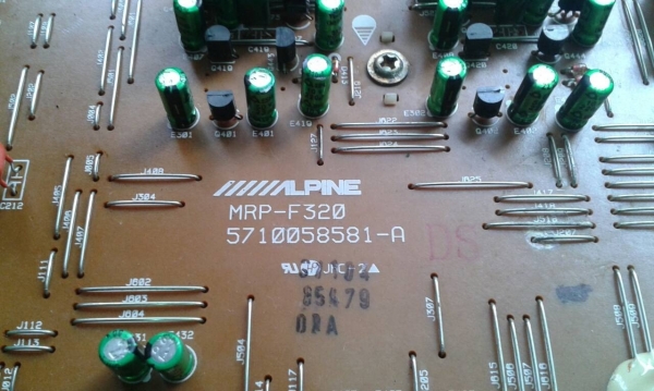 ขายแอมป์ Alpine V-power MRP-F320 (5ch) ใช้ได้ปกติขายถูกๆ1800.- ขายแอมป์ Alpine V-power MRP-F320 (5ch) ใช้ได้ปกติขายถูกๆ1800.-