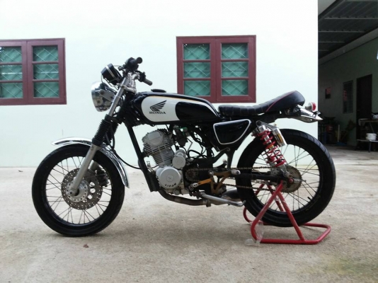 Cafe200 cc. Cafe200 cc.