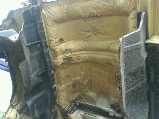 รถฮีโน่ 10 ล้อ บรรทุกน้ำ FM3H 195 แรงม้า. ปี 39 สนใจติดต่อ 081 - 6079515 รถฮีโน่ 10 ล้อ บรรทุกน้ำ FM3H 195 แรงม้า. ปี 39 สนใจติดต่อ 081 - 6079515