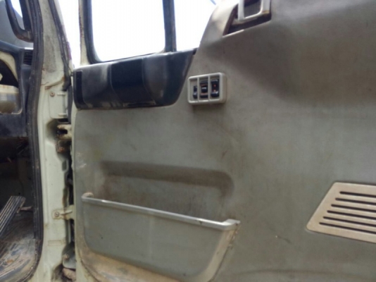 รถฮีโน่ 10 ล้อ บรรทุกน้ำ FM3H 195 แรงม้า. ปี 39 สนใจติดต่อ 081 - 6079515 รถฮีโน่ 10 ล้อ บรรทุกน้ำ FM3H 195 แรงม้า. ปี 39 สนใจติดต่อ 081 - 6079515