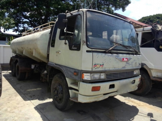 รถฮีโน่ 10 ล้อ บรรทุกน้ำ  FM3H  195 แรงม้า. ปี 39 สนใจติดต่อ 081 - 6079515