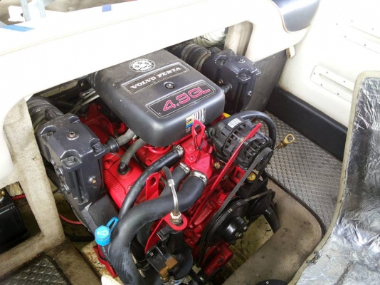 ปี2005 reinell 185ls volvo 4.3GLv6 วิ่งๆ ประหยัดน้ำมัน