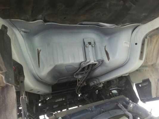 รถฮีโน่ 6 ล้อ ( ไม่ดั้ม ) 145 แรงม้า. ปี 56 ( รถวิ่ง 19,xxx กม. ) สนใจติดต่อ 081 - 6079515 รถฮีโน่ 6 ล้อ ( ไม่ดั้ม ) 145 แรงม้า. ปี 56 ( รถวิ่ง 19,xxx กม. ) สนใจติดต่อ 081 - 6079515