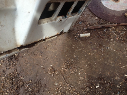 ขายประตู ISUZU NKR 1 คู่ ขายประตู ISUZU NKR 1 คู่