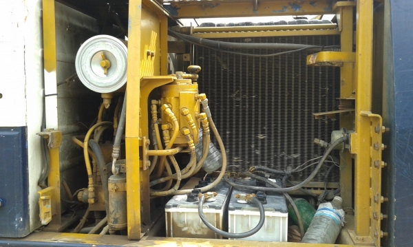 ขายแม็คโคร KOMATSU PC100 รุ่น 5ไฟฟ้าครบ ขายแม็คโคร KOMATSU PC100 รุ่น 5ไฟฟ้าครบ