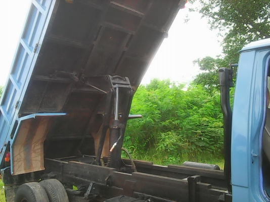 ขายหกล้อดั้มพ์ อีซูสุNPR59LU5M-115 ปี36 Fหน้า-หลัง สภาพพร้อมใช้