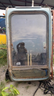 ขายด่วน หัวเก๋ง HITACHI EX 200-3 มีกล่อง= จอ =พร้อมสายไฟ