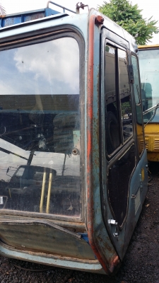 ขายด่วน หัวเก๋ง HITACHI EX 200-3 มีกล่อง= จอ =พร้อมสายไฟ