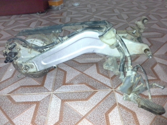 ขายสวิงอาร์ม RG Gamma และดุมหลัง เบรคหลังครบชุด