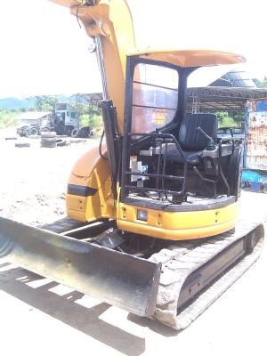 ขายรถขุดเก่านอก MITZUBISHI MM57SR เทียบเท่า PC50U2E