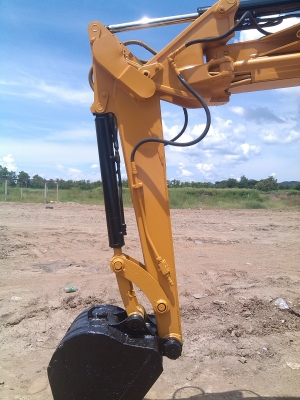 ขายรถขุดเก่านอก MITZUBISHI MM57SR เทียบเท่า PC50U2E