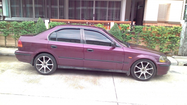 Civic ออโต้ ตาโต เครื่องเงียบแต่งสวยครับพร้อมใช้งานครับจัดได้ครับ