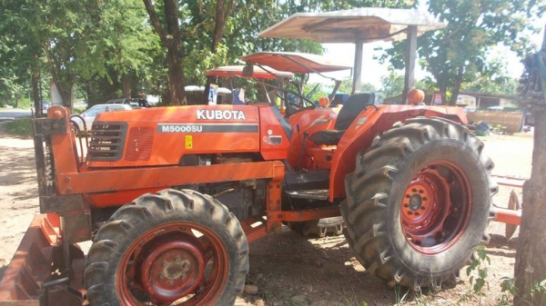 ขายรถแทรกเตอร์ m5000