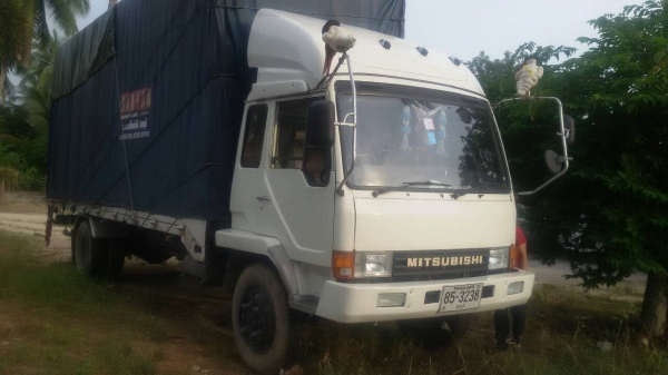 มิตซูFK457.ปี41.เครื่อง6D.16.7เกียร์.195-7.20.เมตร.รถห้าง.สภาพสวยพร้อมใช้.ราคา465.000บ