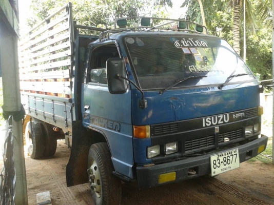 รถหกล้อ NPR110 ปี่2545 เฟื่อง Fหน้าหลัง พร้อมใช้ทะเบียนหมดปี่2558 รถพร้อมใช้
