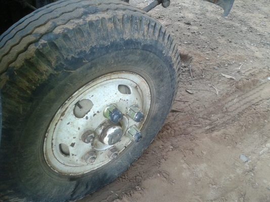 รถหกล้อ NPR110 ปี่2545 เฟื่อง Fหน้าหลัง พร้อมใช้ทะเบียนหมดปี่2558 รถพร้อมใช้