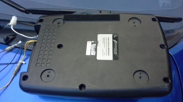 Sub Box u' Dimension ดอก 8" แอมป์ในตัว Made in Japan Sub Box u' Dimension ดอก 8" แอมป์ในตัว Made in Japan