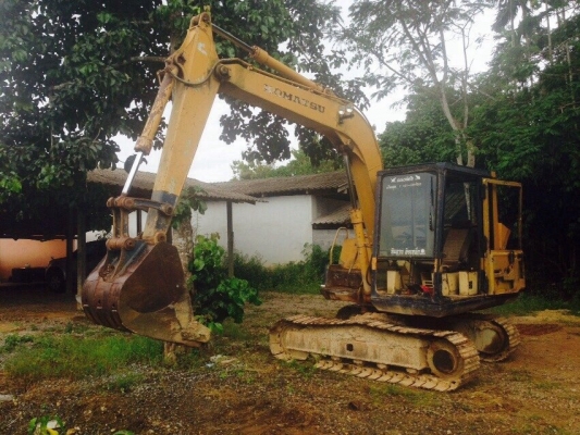 ขายรถแบคโฮ KOMATSU PC 60-5 สภาพสวย เอกสารใบแจ้งจำหนาย สนใจโทร 081-9701072