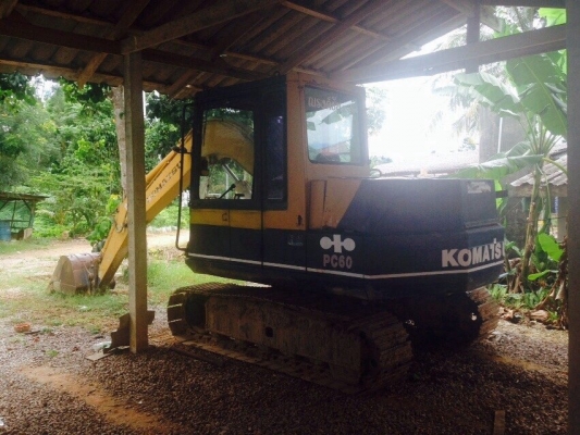 ขายรถแบคโฮ KOMATSU PC 60-5 สภาพสวย เอกสารใบแจ้งจำหนาย สนใจโทร 081-9701072 ขายรถแบคโฮ KOMATSU PC 60-5 สภาพสวย เอกสารใบแจ้งจำหนาย สนใจโทร 081-9701072