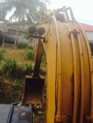 ขายรถแบคโฮ KOMATSU PC 60-5 สภาพสวย เอกสารใบแจ้งจำหนาย สนใจโทร 081-9701072