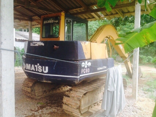 ขายรถแบคโฮ KOMATSU PC 60-5 สภาพสวย เอกสารใบแจ้งจำหนาย สนใจโทร 081-9701072 ขายรถแบคโฮ KOMATSU PC 60-5 สภาพสวย เอกสารใบแจ้งจำหนาย สนใจโทร 081-9701072