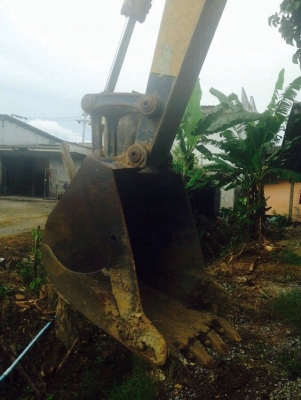 ขายรถแบคโฮ KOMATSU PC 60-5 สภาพสวย เอกสารใบแจ้งจำหนาย สนใจโทร 081-9701072
