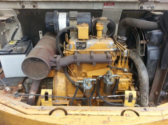 ขายkomatsu pc30-6 เก่านอกยังไม่ได้ใช้งานในไทย พร้อมใช้งานครับ