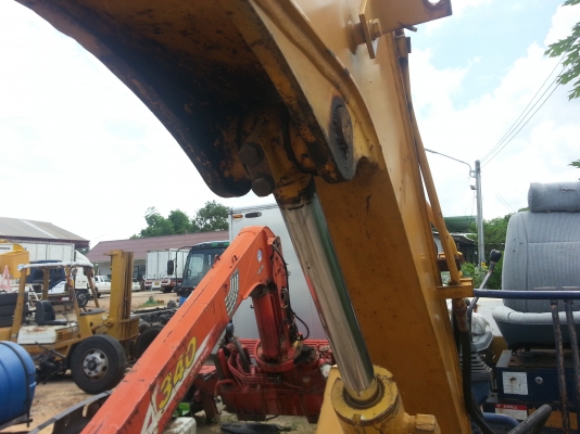 ขายkomatsu pc30-6 เก่านอกยังไม่ได้ใช้งานในไทย พร้อมใช้งานครับ