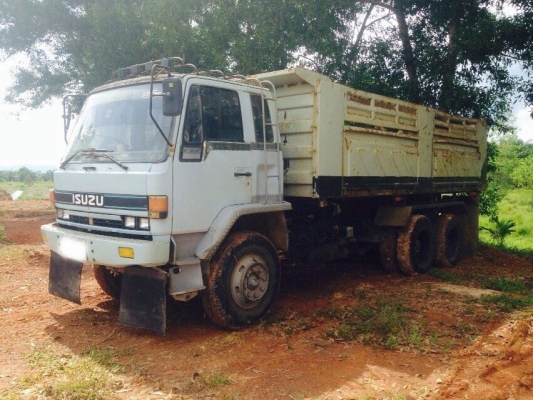 ขายดาวน์รถ10ล้อดั้ม ISUZU FXZ23NFPF R เครื่อง 240แรงม้า สนใจโทร 081-9701072