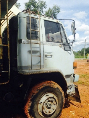 ขายดาวน์รถ10ล้อดั้ม ISUZU FXZ23NFPF R เครื่อง 240แรงม้า สนใจโทร 081-9701072