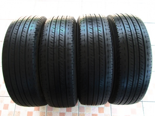 ขายยาง BRIDGESTONE R611 215-65-16 ปี12+13 (1ชุด)