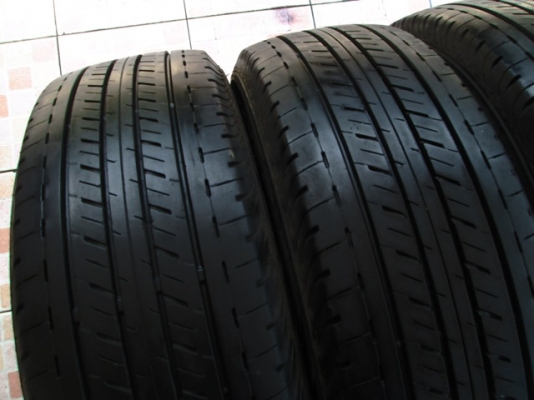 ขายยาง BRIDGESTONE R611 215-65-16 ปี12+13 (1ชุด)