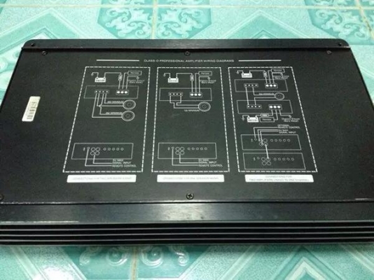 แอมป์คลาสดี บิ้กเฮด 2000w มือสองสภาพเดิมๆไม่เคยซ่อม ขับซับ10&quot;-12&quot;โครงหล่อสบายๆแรงดีเบสดีมาก ไม่กินไฟ ขาย 2950 บาท